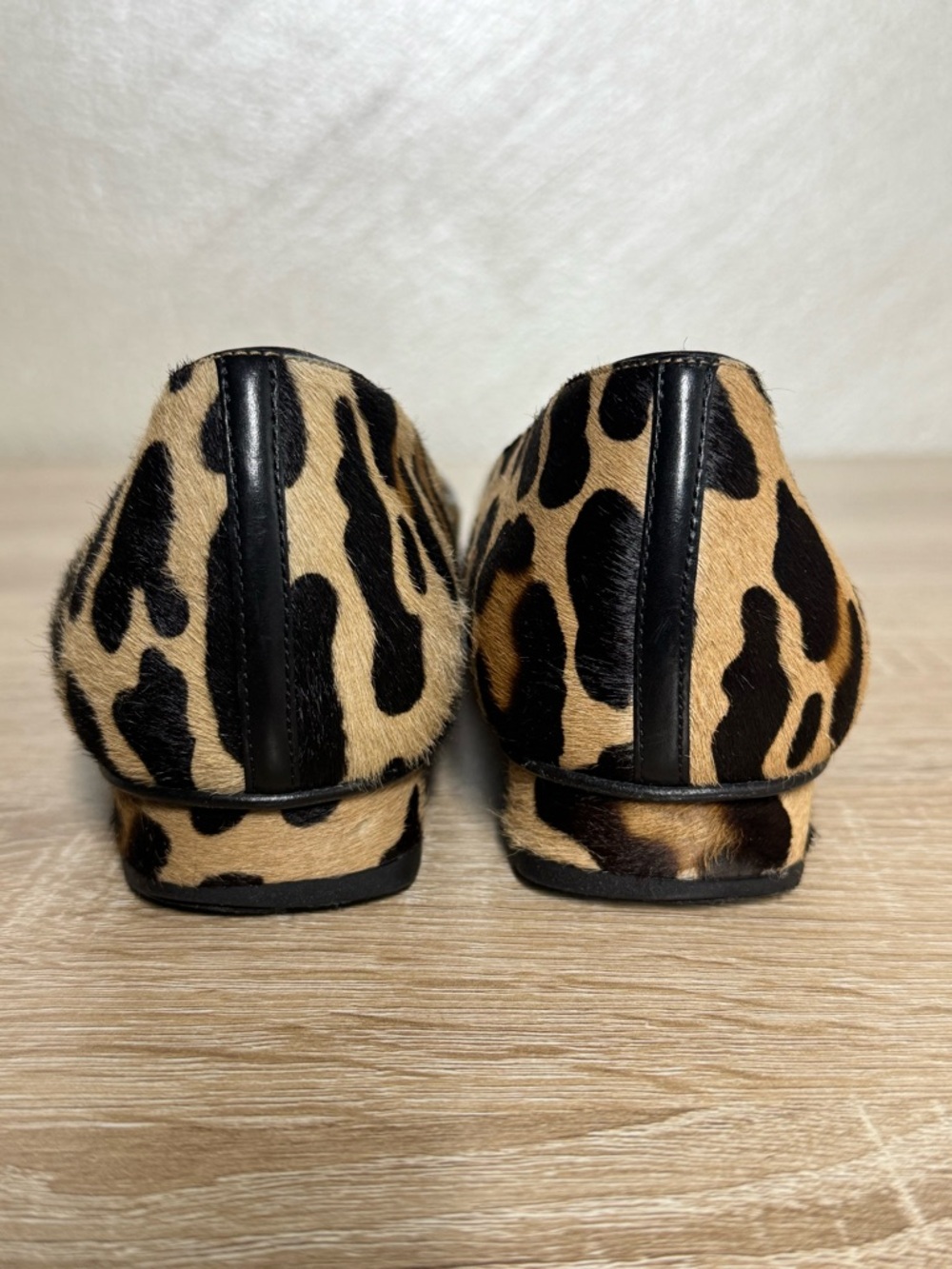 Aquatalia Penina Calf Hair Pumps Pointed Toe Shoes Size 7 - Picture 5 of 12